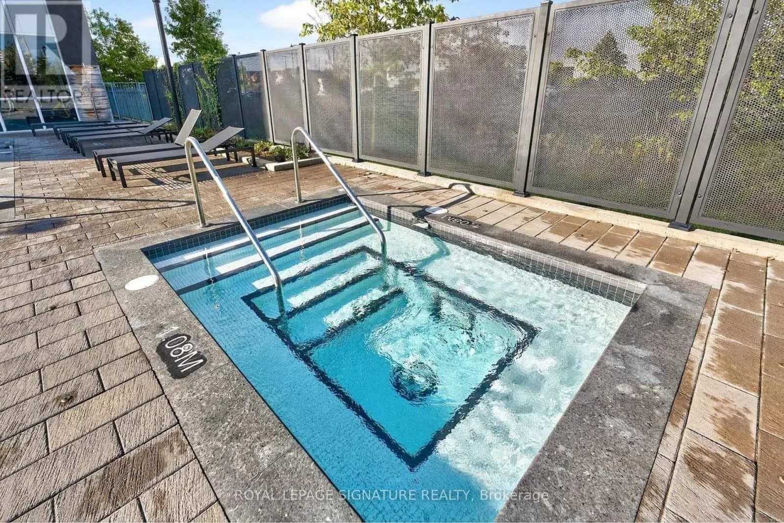 1050 Main Street E, Unit 418 — photo 11