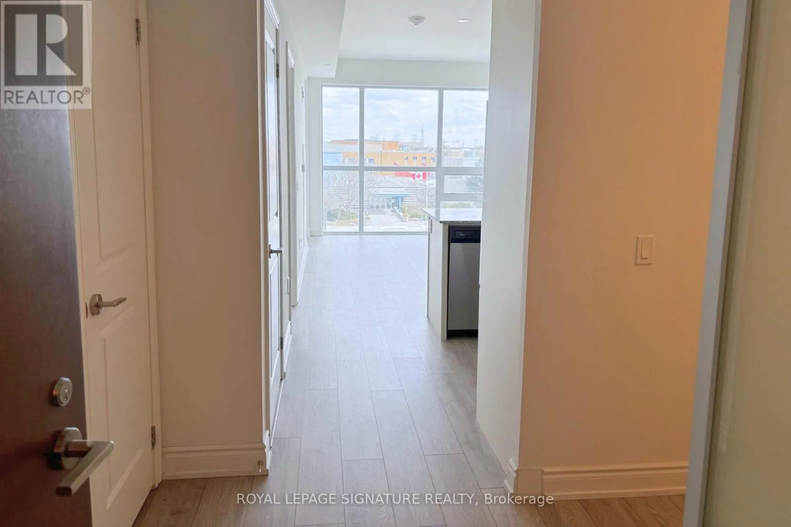 1050 Main Street E, Unit 418 — photo 3