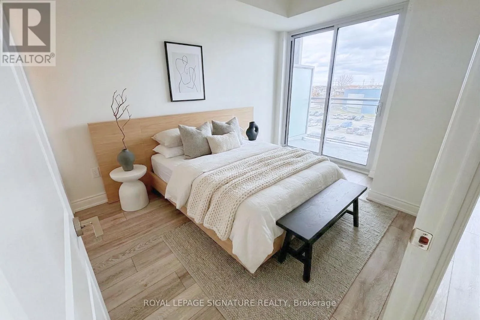 1050 Main Street E, Unit 418 — photo 7