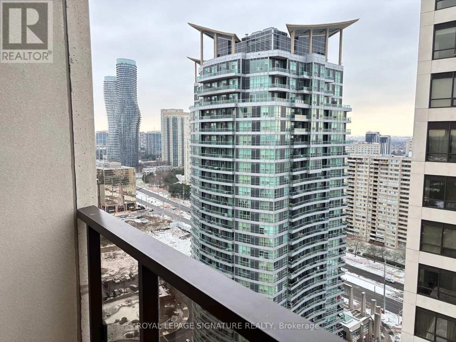 36 Elm Drive, Unit 2202 — photo 12