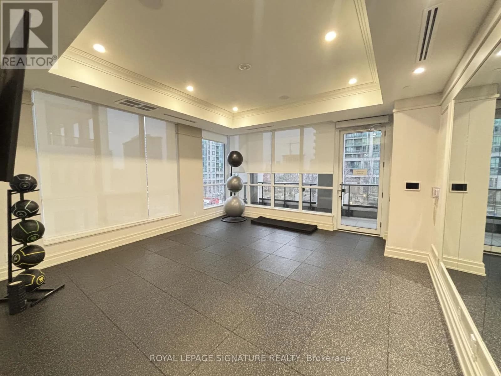 36 Elm Drive, Unit 2202 — photo 13