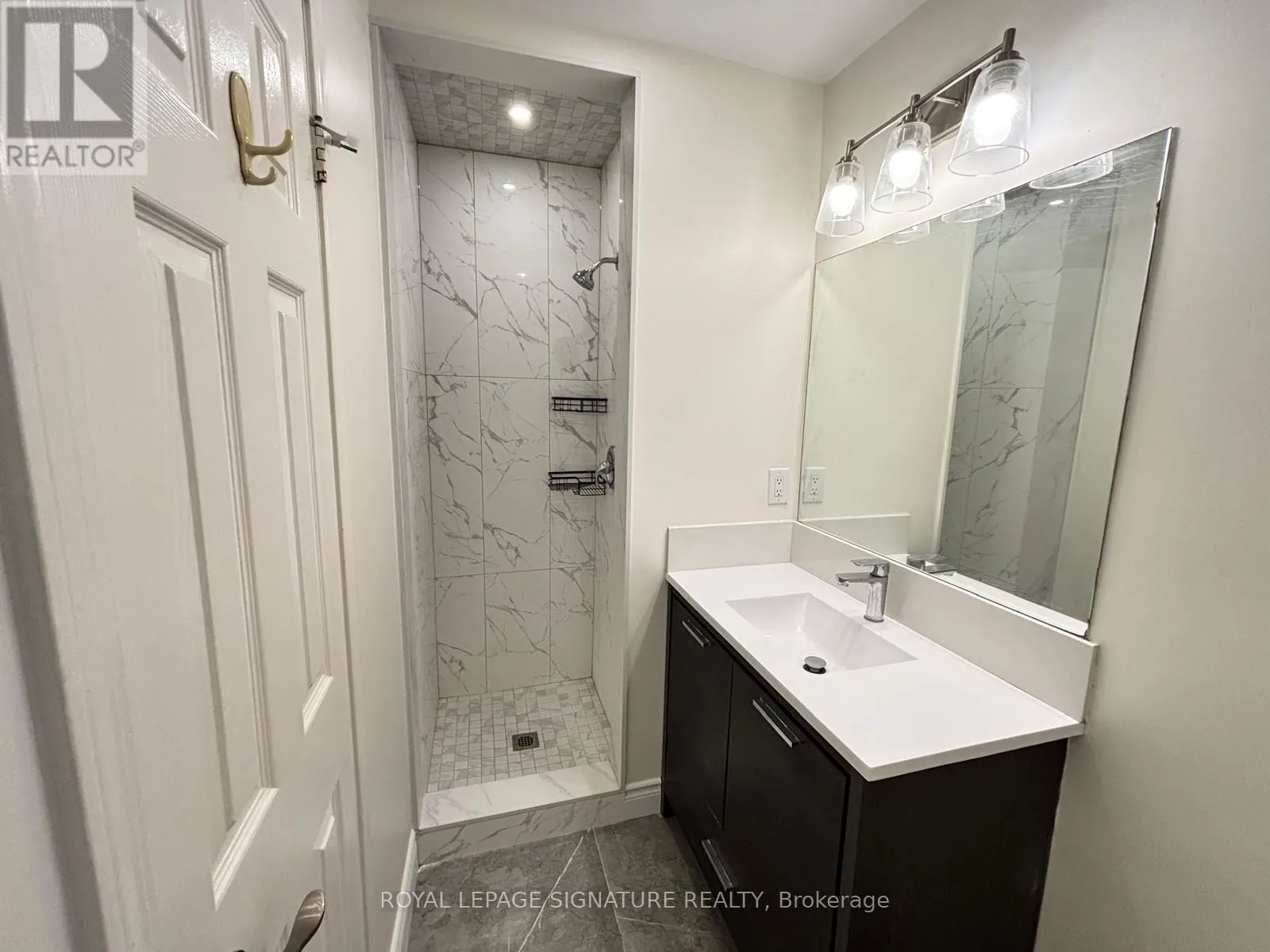 1525 South Parade Court, Unit 33 — photo 16