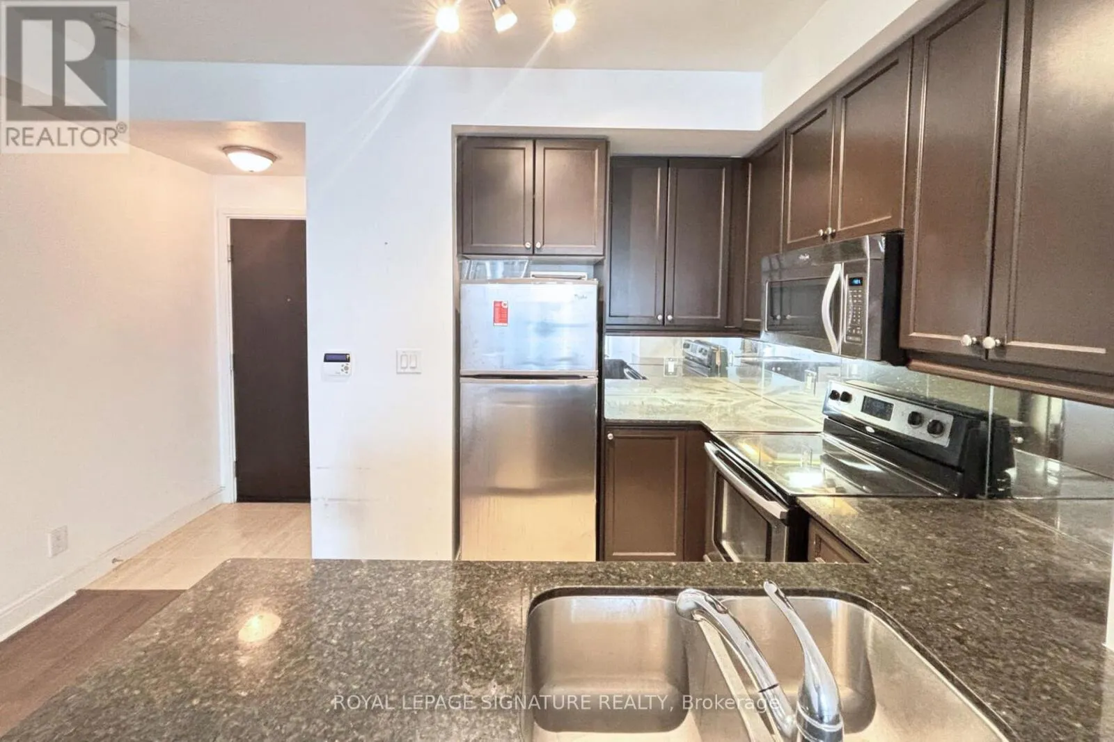 50 Absolute Avenue, Unit 1804 — photo 3