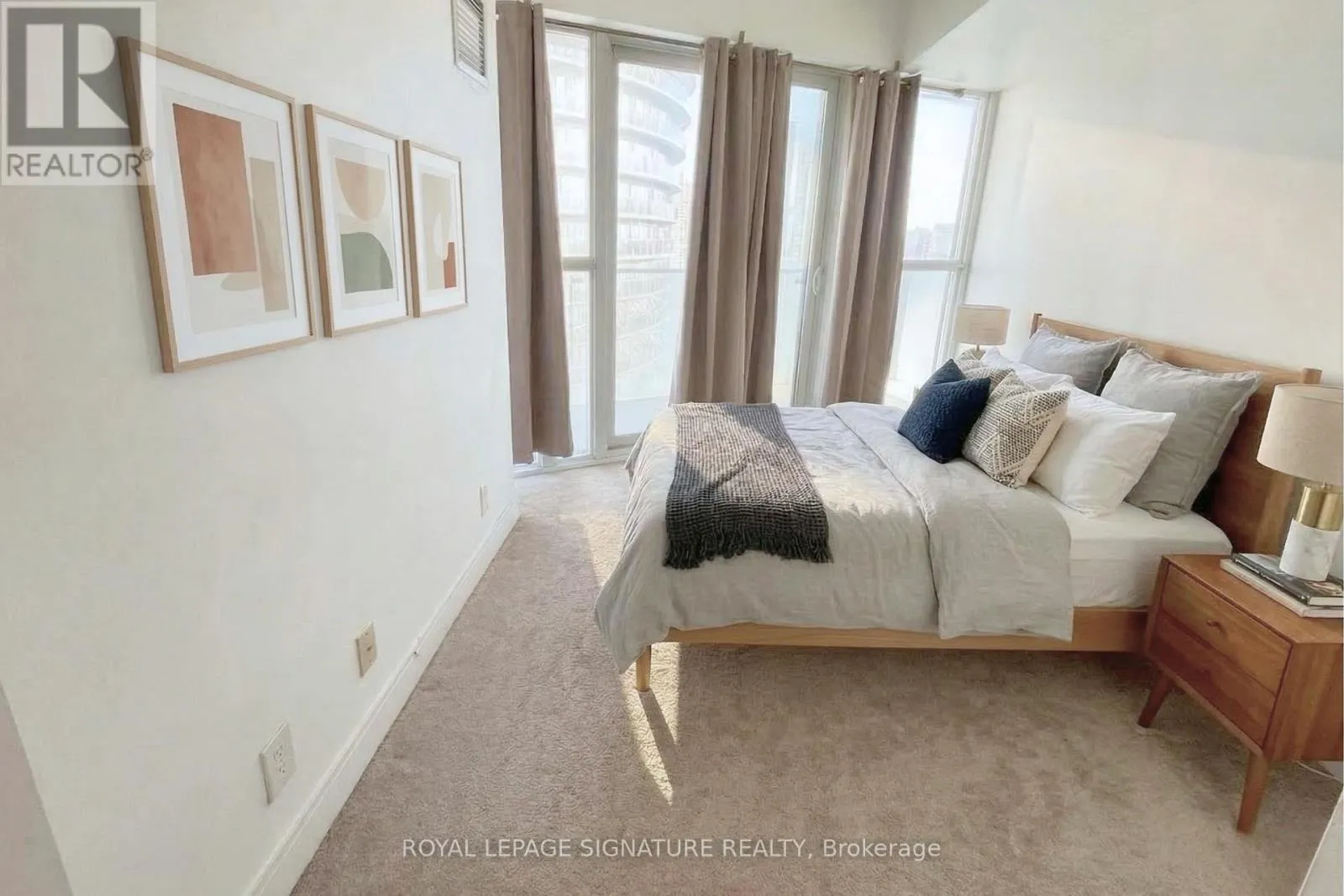 50 Absolute Avenue, Unit 1804 — photo 7