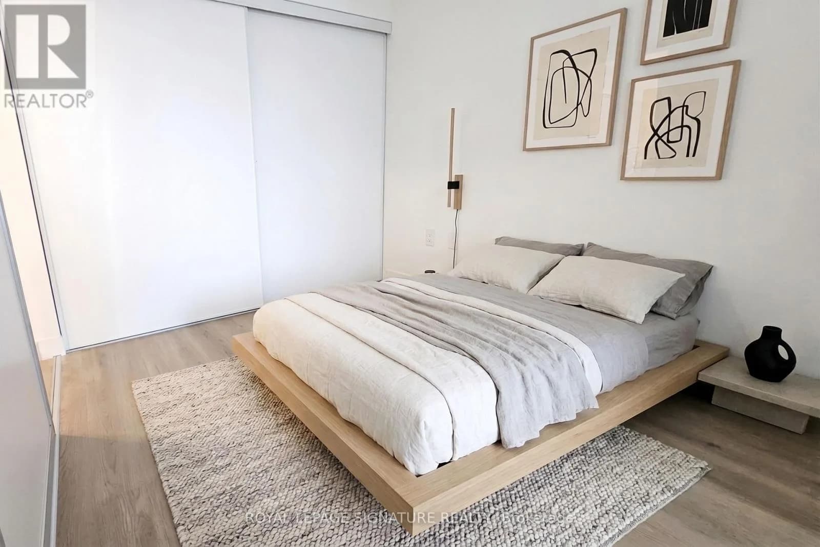 86 Dundas Street E, Unit 1319 — photo 10