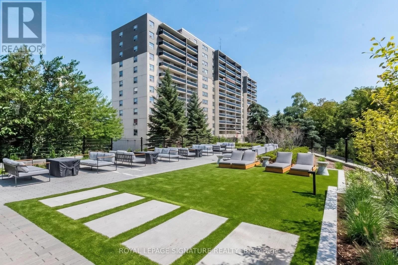 86 Dundas Street E, Unit 1319 — photo 16