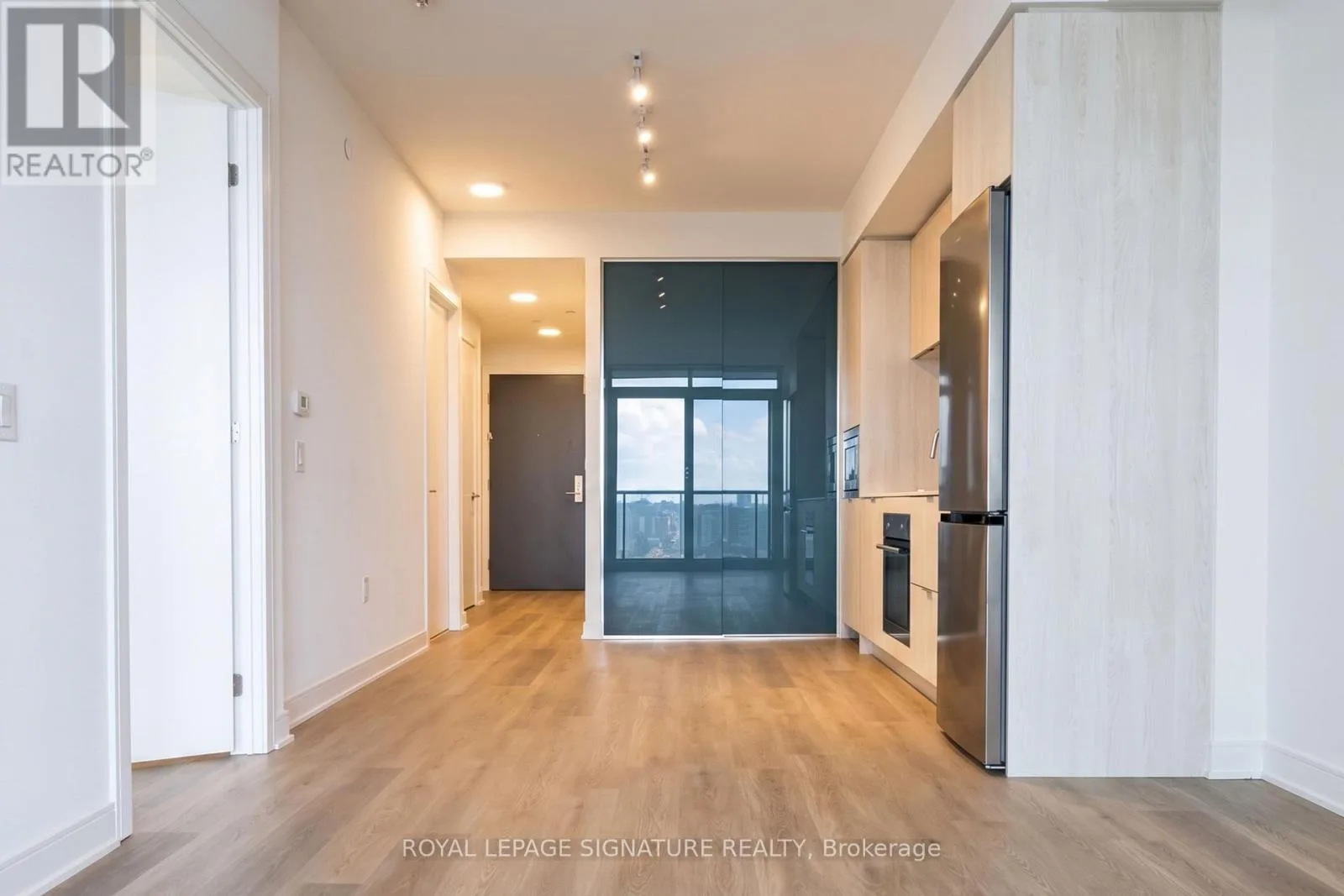 86 Dundas Street E, Unit 1319 — photo 5