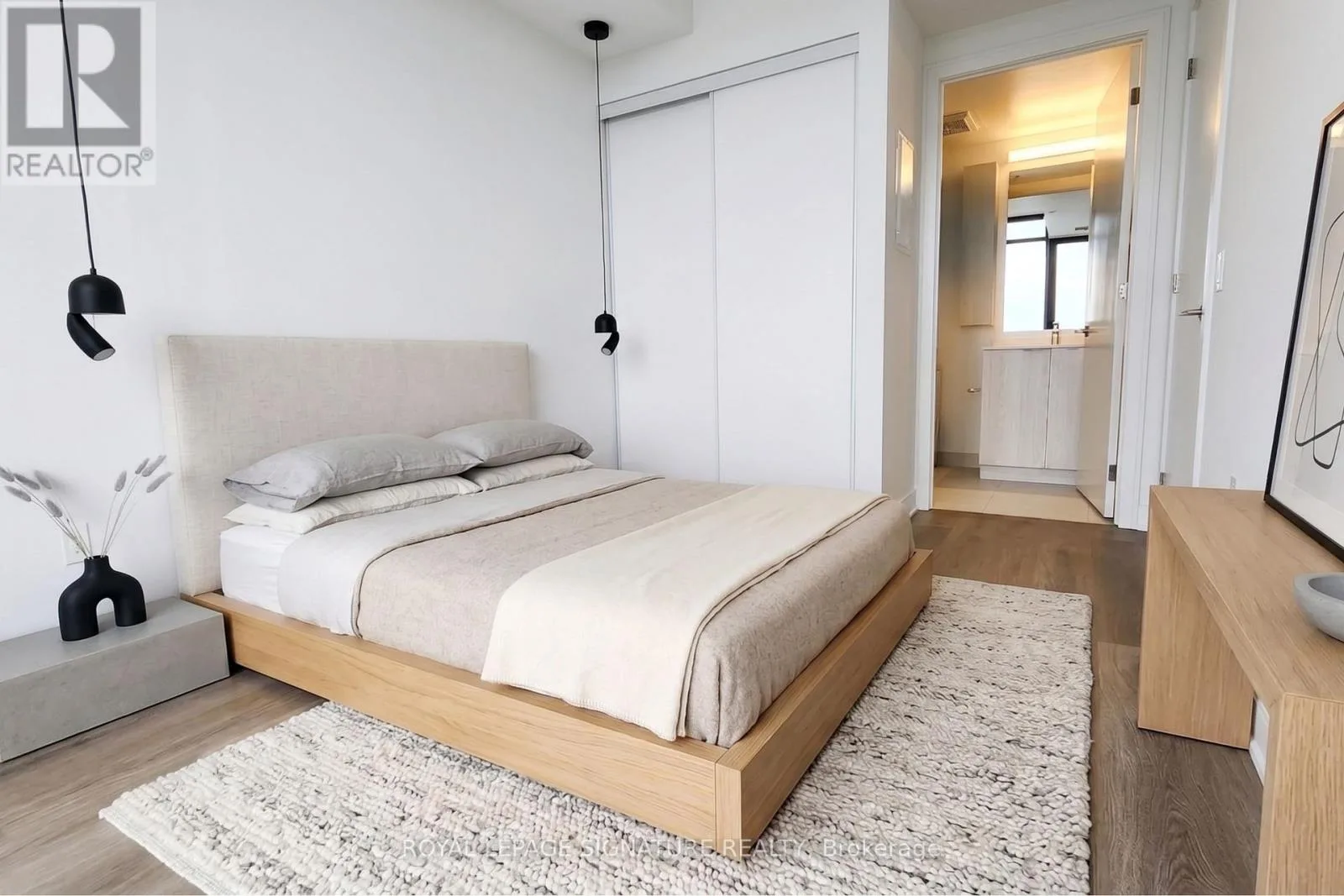 86 Dundas Street E, Unit 1319 — photo 7