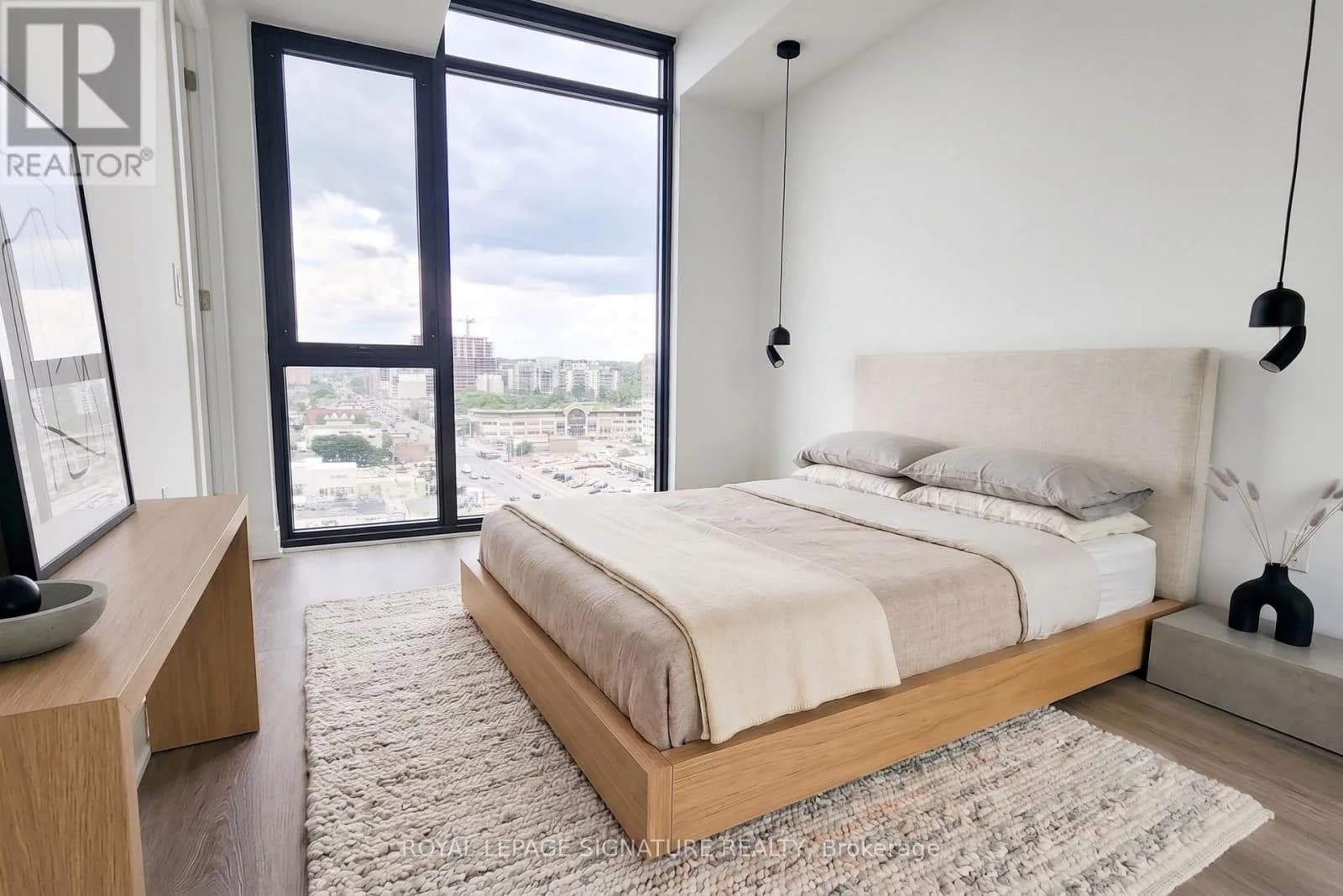 86 Dundas Street E, Unit 1319 — photo 8