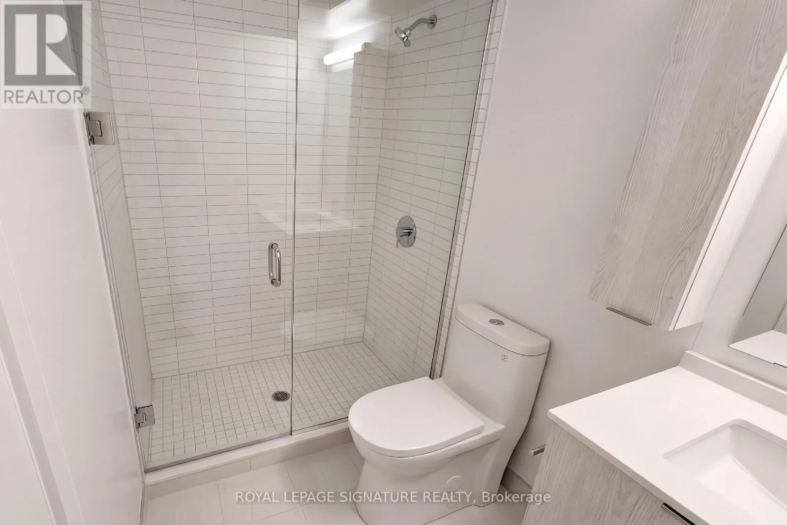 86 Dundas Street E, Unit 1319 — photo 9